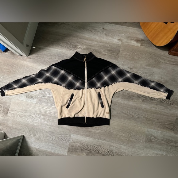 BKE Buckle Pieced Plaid Zipup Patchwork Jacket - Picture 3 of 7